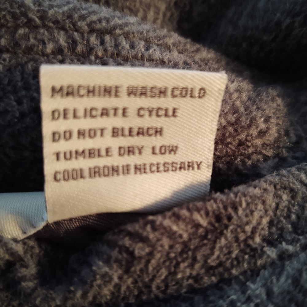 Eucfuda Gray Reversible Chevron Pattern Faux Fur … - image 8